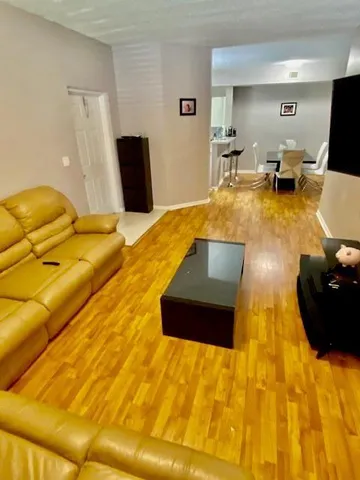 $2,300 | 6976 Southwest 39th Street, Unit G103, Davie, FL 33314