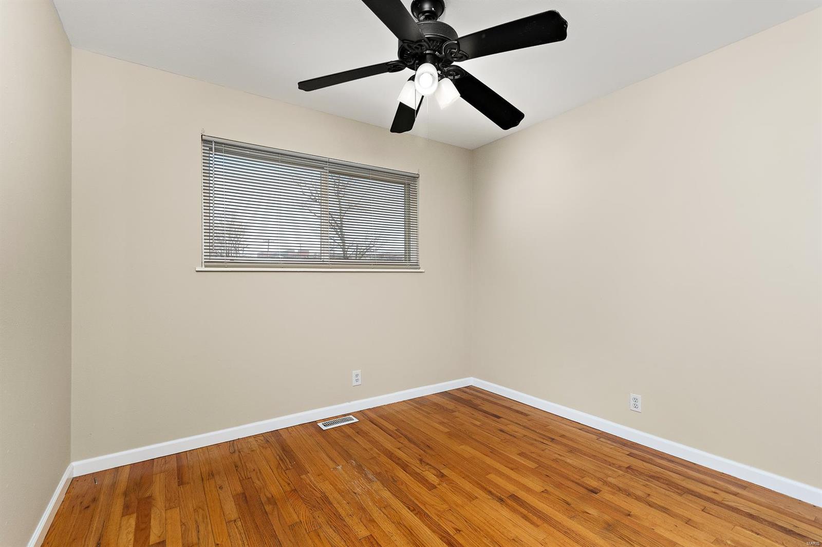 1395 Derhake Road Florissant, MO 63033 - Photo 13 of 23 Gallery Image 13