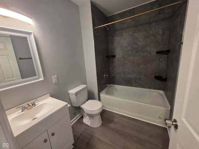 $1,025 | 836 Lasalle Street, Indianapolis, IN 46201