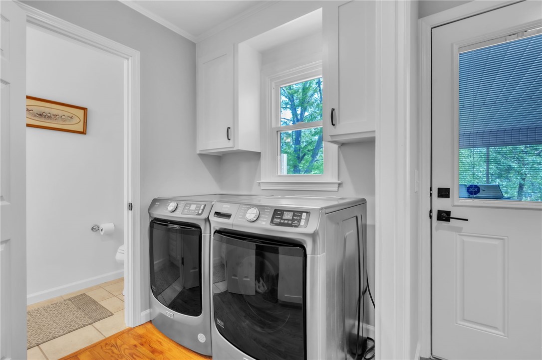 400 Arcadia Drive Anderson, SC 29621 - Photo 29 of 43 This functional laundry room features modern appliances and ample storage.