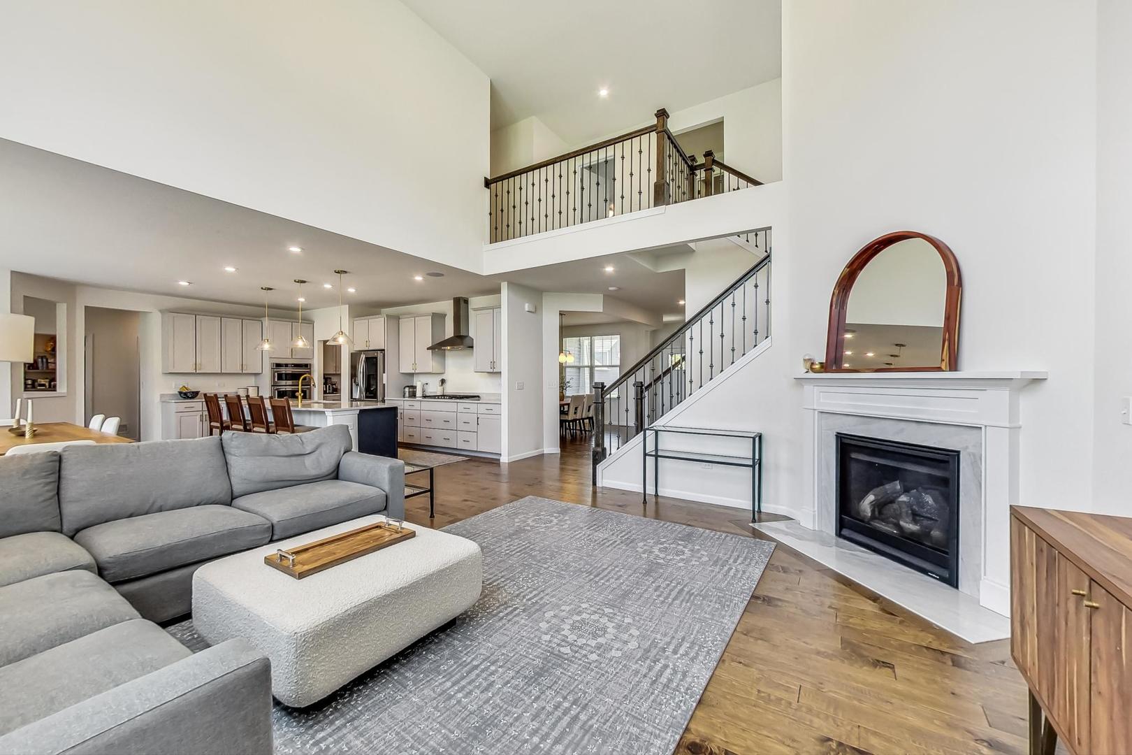 2304 Corn Lily Road Naperville, IL 60564 - Photo 18 of 65 Gallery Image 18