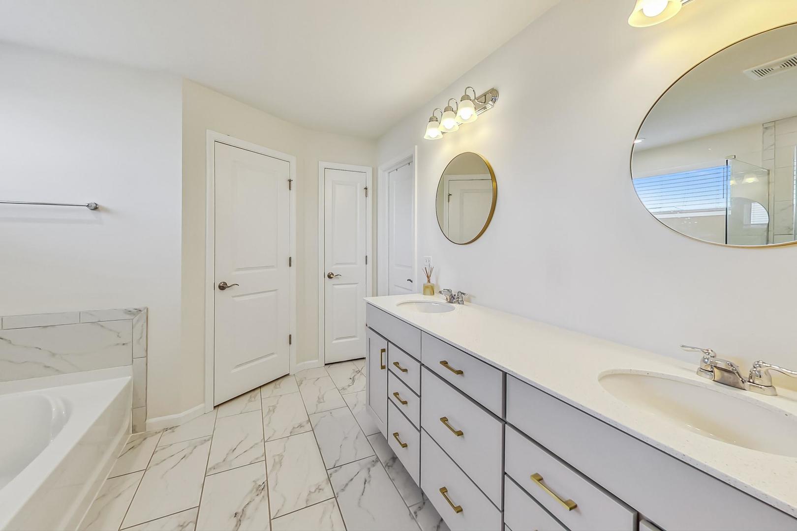 2304 Corn Lily Road Naperville, IL 60564 - Photo 34 of 65 Gallery Image 34