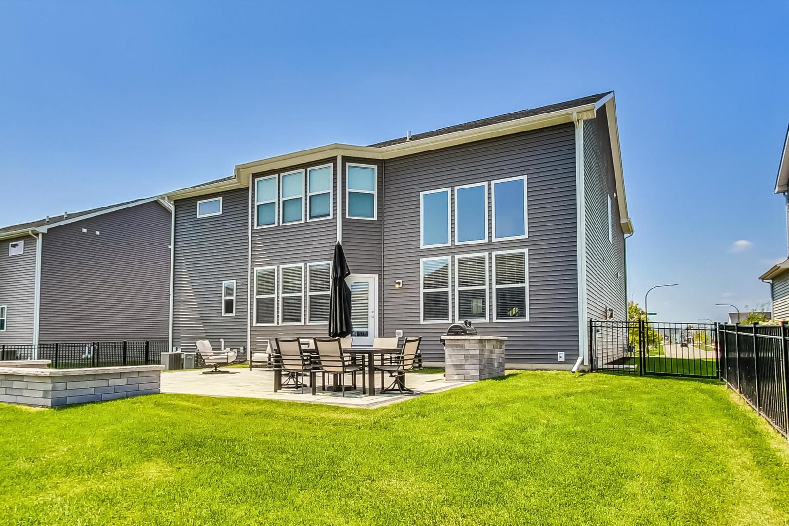 2304 Corn Lily Road Naperville, IL 60564 - Photo 56 of 65 Gallery Image 56