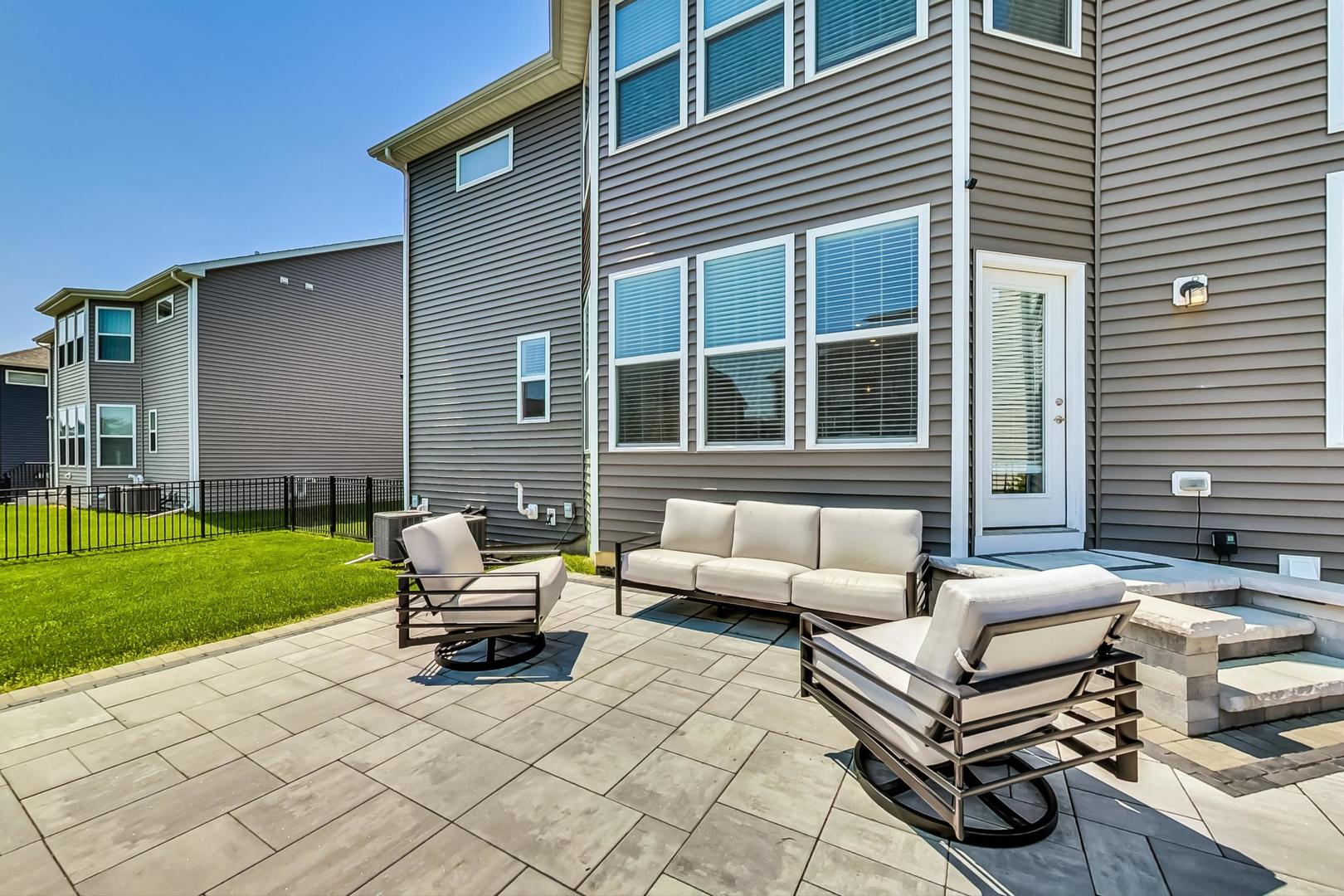 2304 Corn Lily Road Naperville, IL 60564 - Photo 57 of 65 Gallery Image 57
