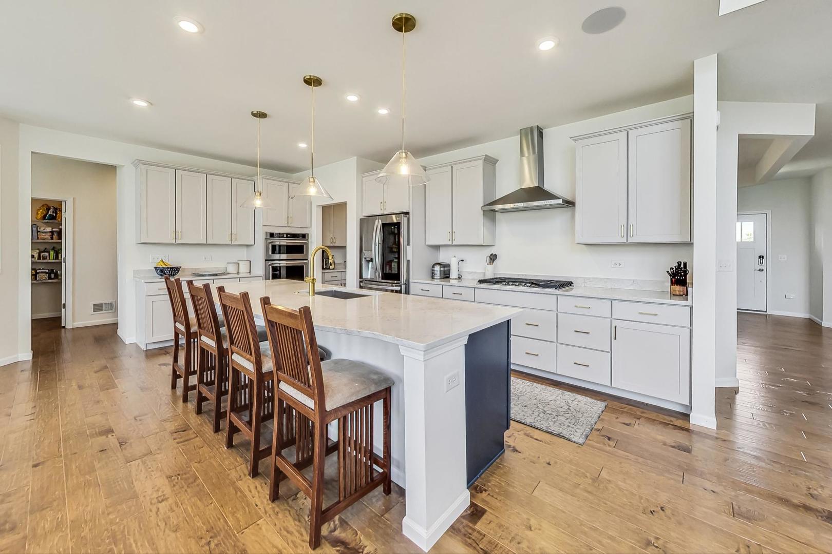 2304 Corn Lily Road Naperville, IL 60564 - Photo 6 of 65 Gallery Image 6