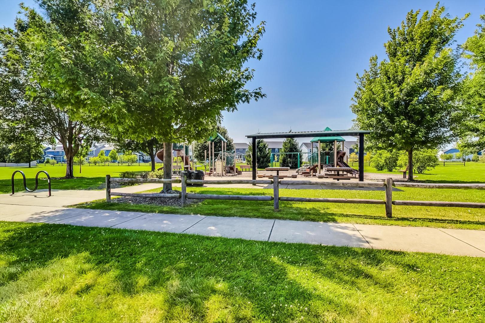2304 Corn Lily Road Naperville, IL 60564 - Photo 62 of 65 Gallery Image 62