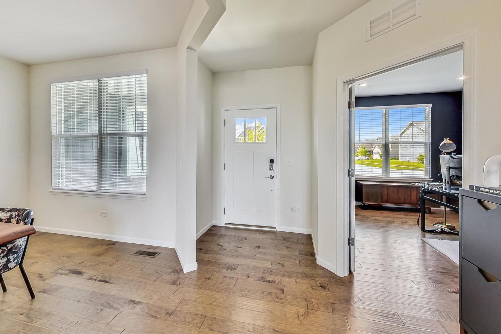 2304 Corn Lily Road Naperville, IL 60564 - Photo 9 of 65 Gallery Image 9