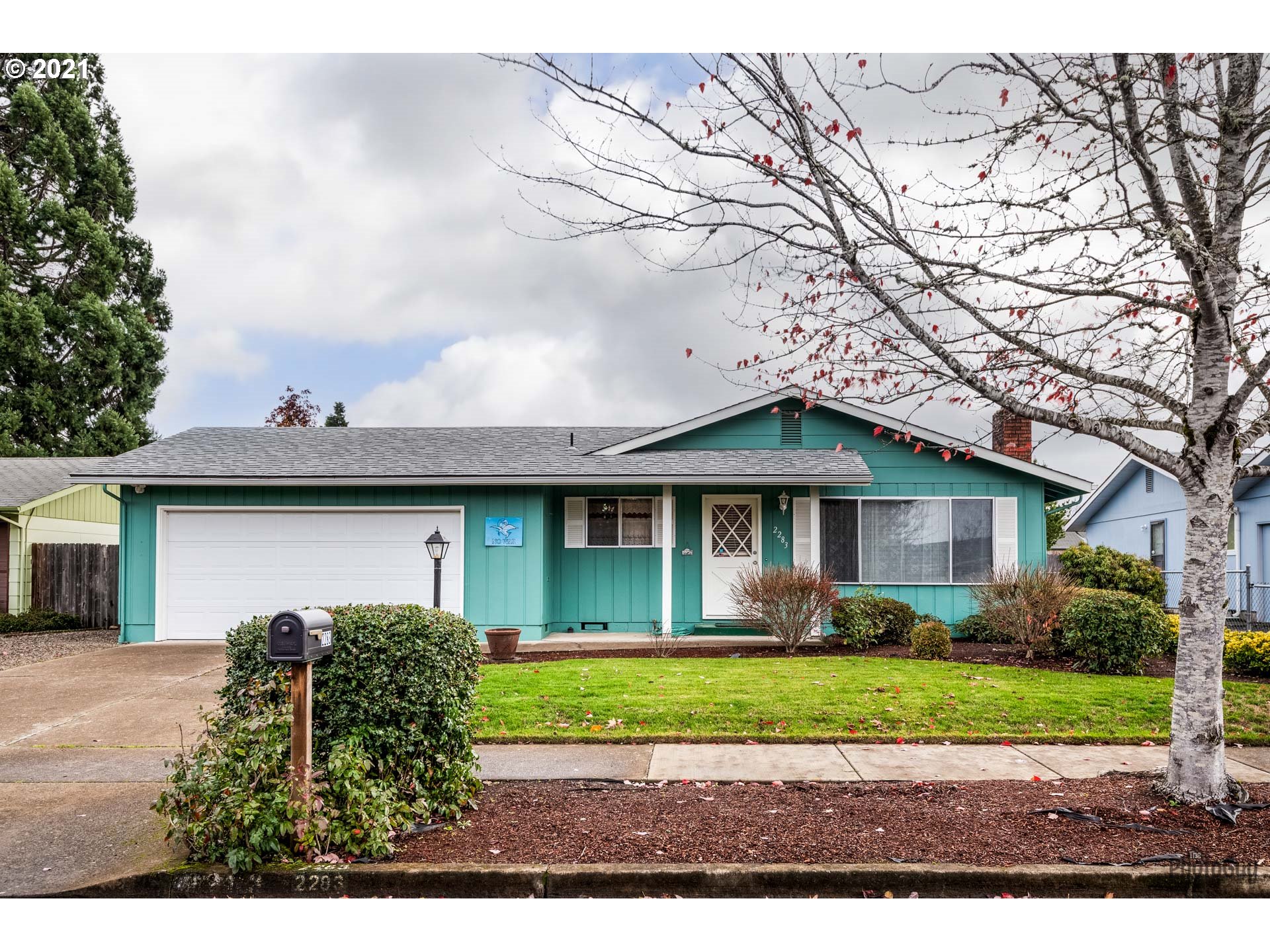 2283 North 11th Street Springfield, OR 97477 - Photo 2 of 28 Gallery Image 2