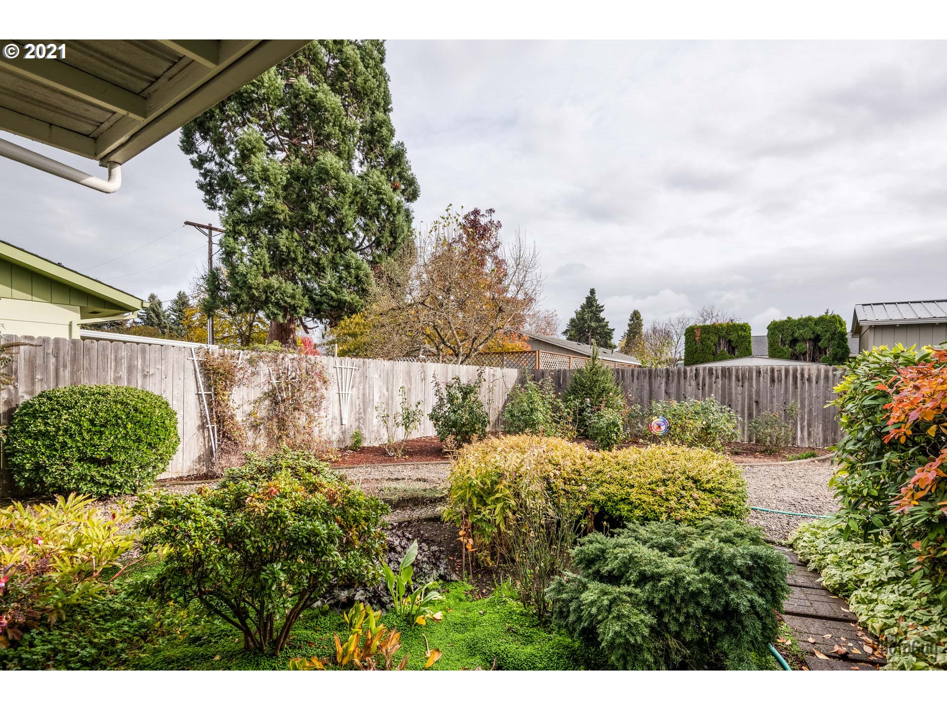 2283 North 11th Street Springfield, OR 97477 - Photo 24 of 28 Gallery Image 24