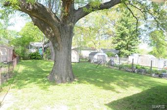 1021 Lindemann Road St. Louis, MO 63131 - Photo 19 of 20 Gallery Image 19
