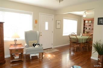 1021 Lindemann Road St. Louis, MO 63131 - Photo 3 of 20 Gallery Image 3