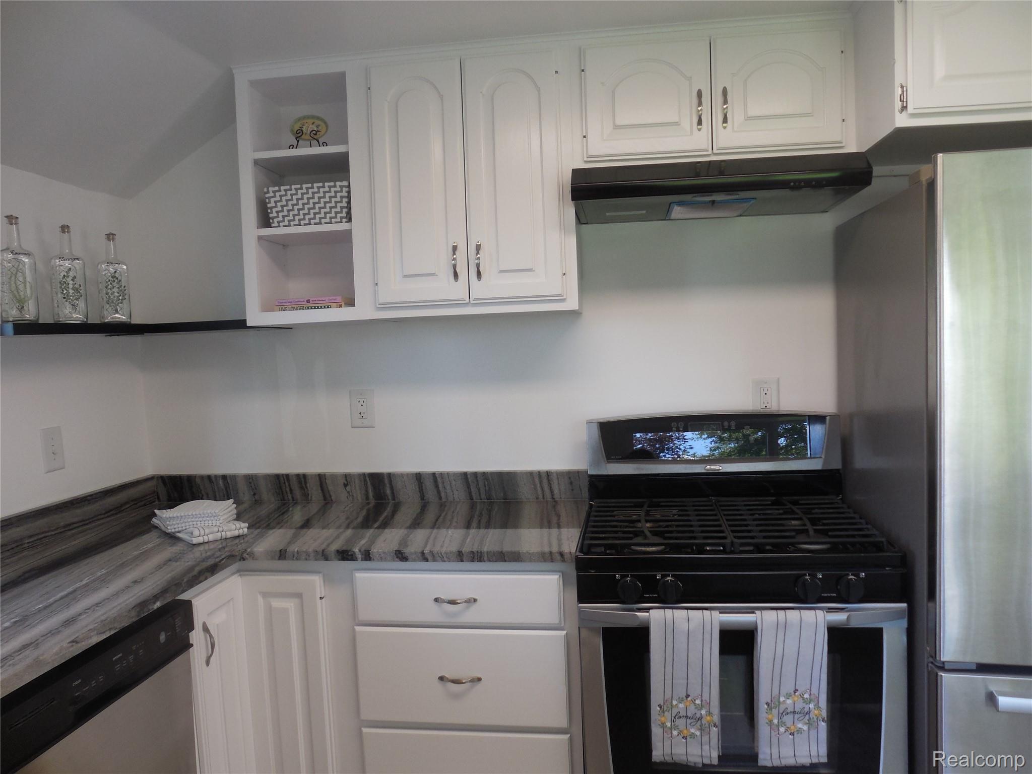 117 Rexton Street Novi, MI 48377 - Photo 8 of 66 Plenty of shelves and storage in the kitchen
