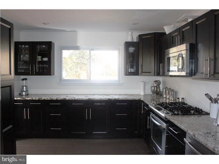 219 Tuckerton Road Medford, NJ 08055 - Photo 4 of 20