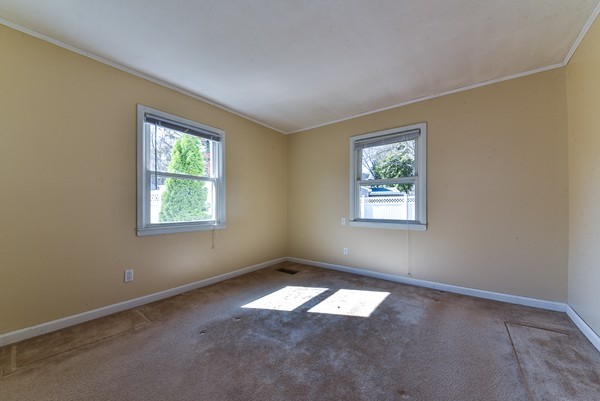 2 Vernon Road Natick, MA 01760 - Photo 9 of 17 Gallery Image 9