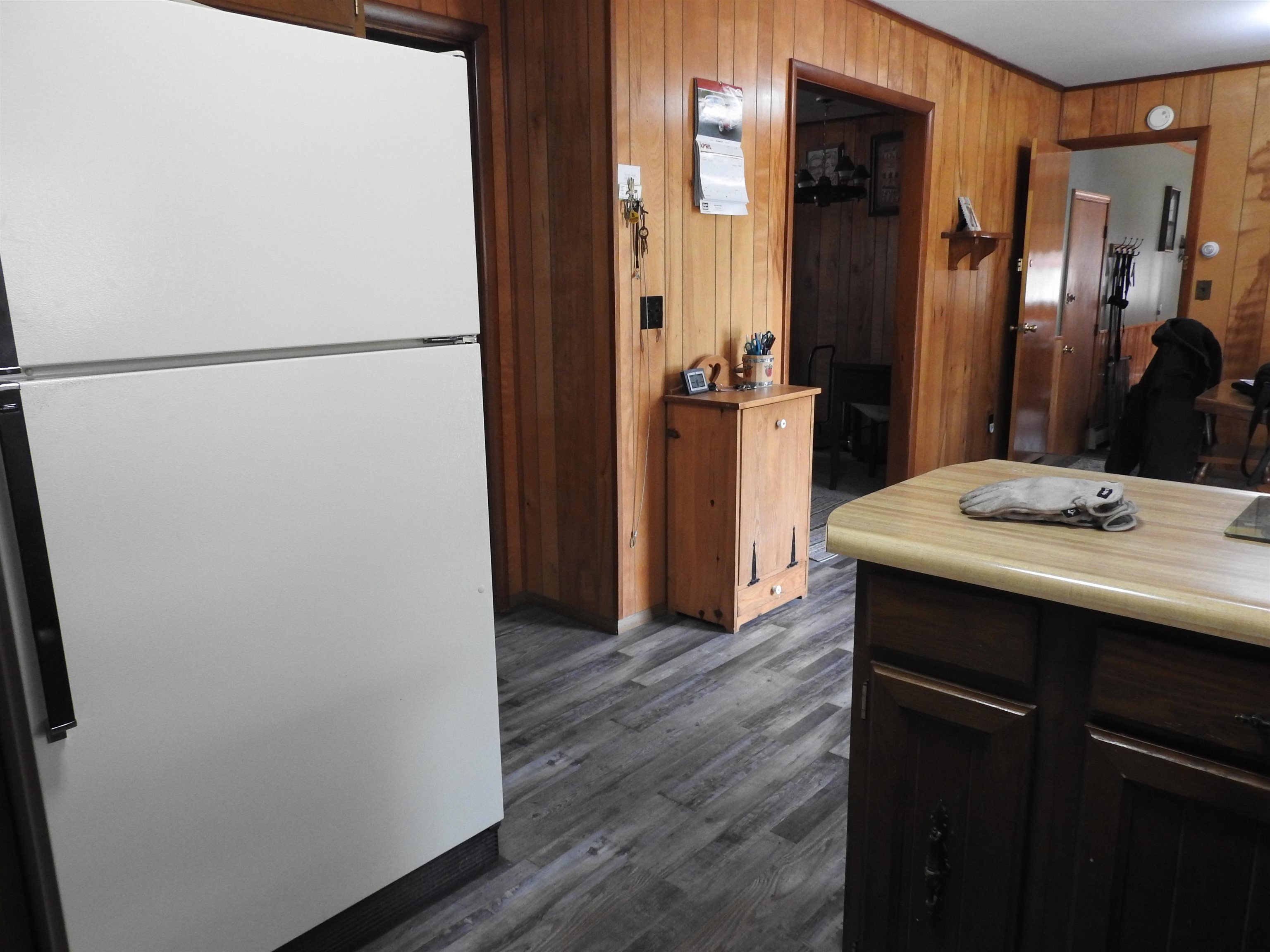 11909 Leline Road Roscommon, MI 48653 - Photo 7 of 31 1898169-6.JPG