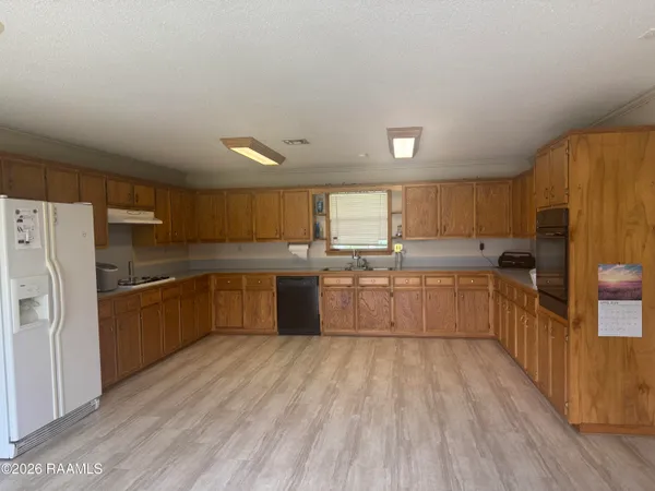 $2,200 | 501 North Locksley Drive, Lafayette, LA 70508