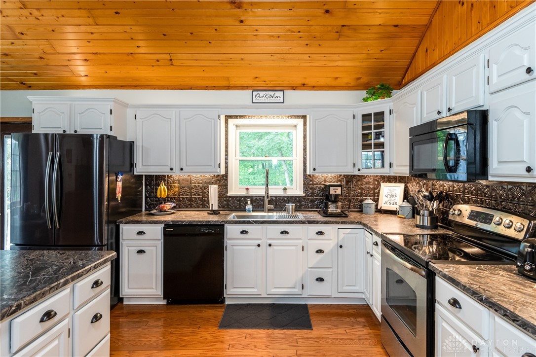 2983 East Hoop Road Xenia, OH 45385 - Photo 22 of 72 Gallery Image 22