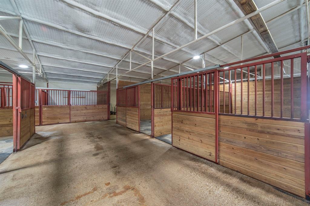 127 County Road 3051 Decatur, TX 76234 - Photo 4 of 35 a view of empty room with wooden floor