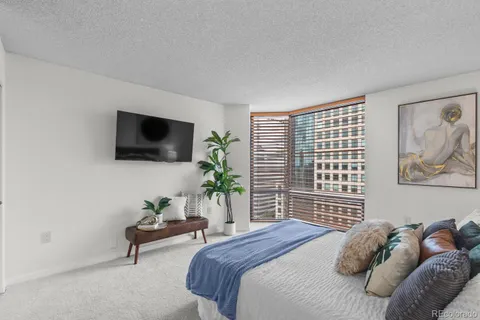 $349,999 | 1625 Larimer Street, Unit 2104, Denver, CO 80202