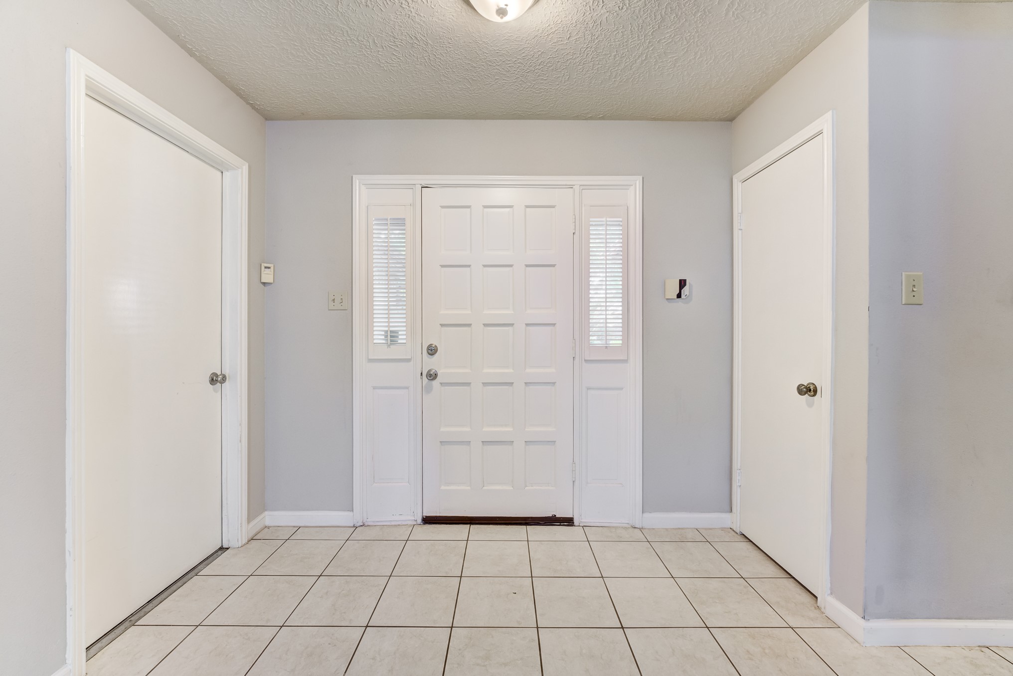 16134 Beechnut Street Houston, TX 77083 - Photo 7 of 50