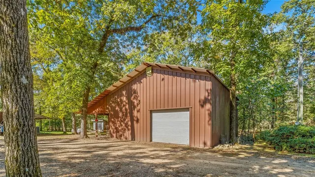$549,000 | 313 Post Oak Road, Broken Bow, OK 74728