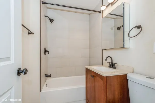 $1,675 | 1504 North Dearborn Parkway, Unit 403, Chicago, IL 60610