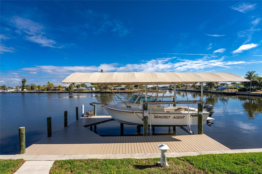 265 Severin Road Southeast Port Charlotte, FL 33952 - Photo 73 of 88 a view of a terrace with couches and city view