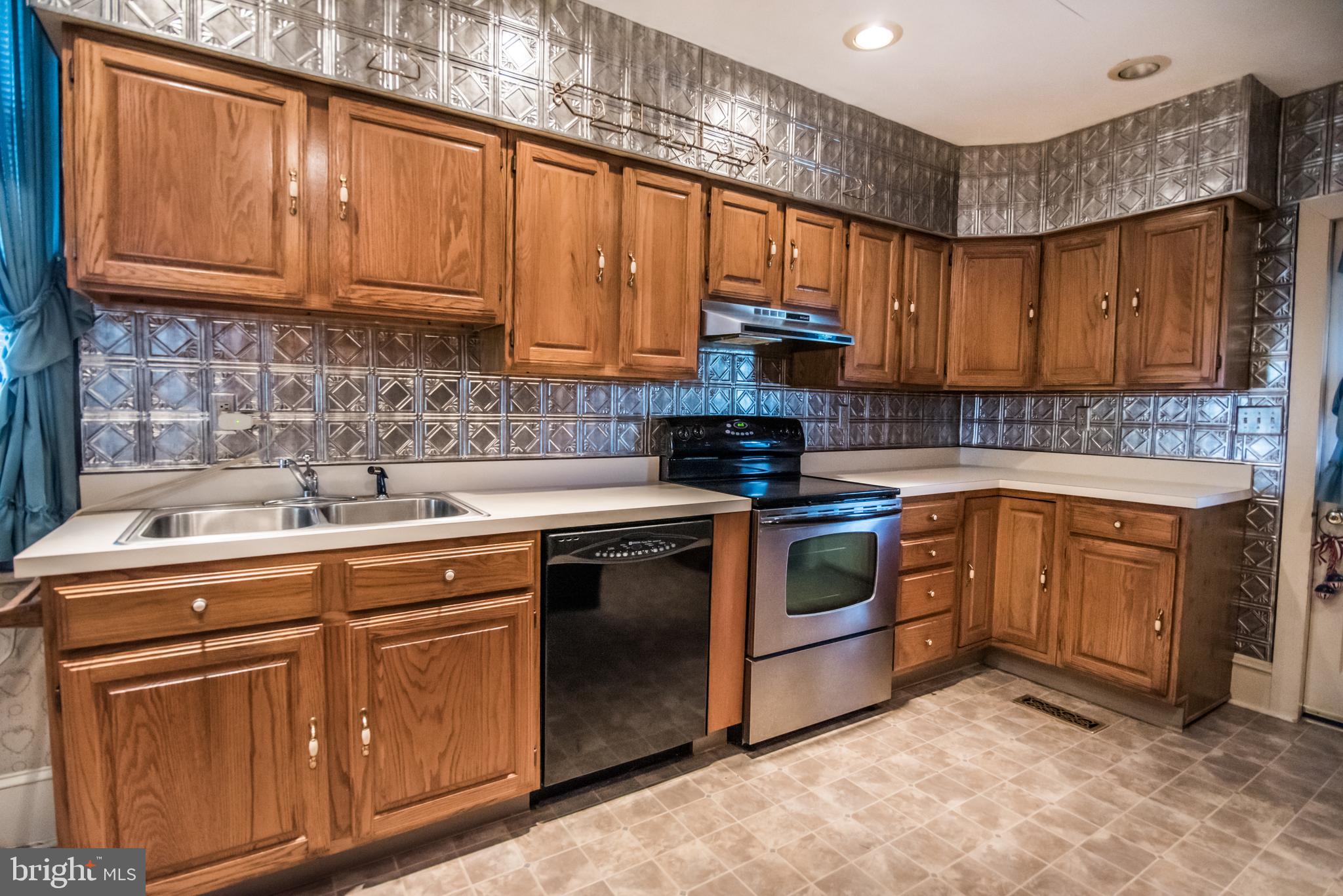 100 Ridgway Street Mount Holly, NJ 08060 - Photo 10 of 30 Gallery Image 10