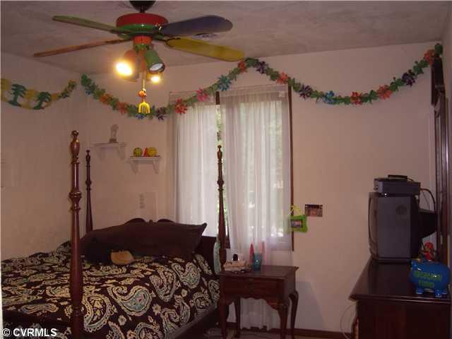 4749 Ridgecrest Lane Colonial Heights, VA 23834 - Photo 14 of 16 Bedroom - Bedroom #2