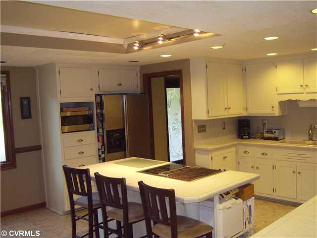 4749 Ridgecrest Lane Colonial Heights, VA 23834 - Photo 3 of 16 Kitchen