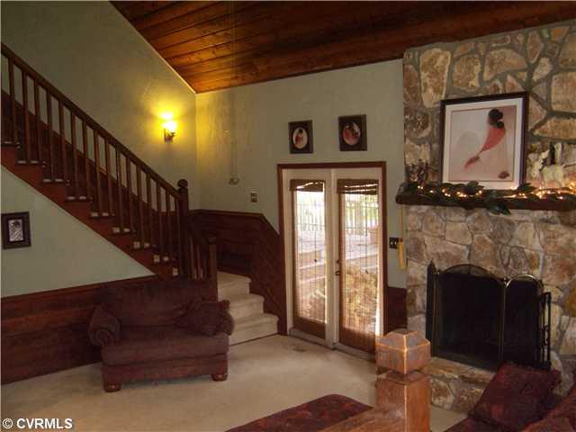 4749 Ridgecrest Lane Colonial Heights, VA 23834 - Photo 6 of 16 Den/Family/Great Room