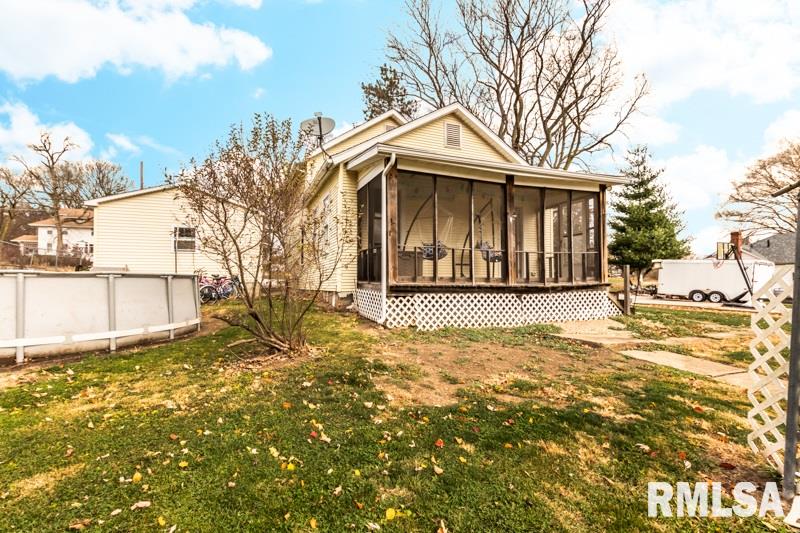 108 West B Street Delavan, IL 61734 - Photo 29 of 40 Gallery Image 29