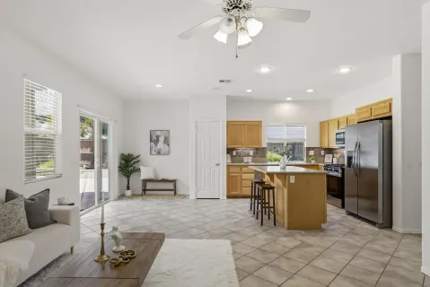 $935,000 | 5414 Toucanet Court, Oceanside, CA 92057