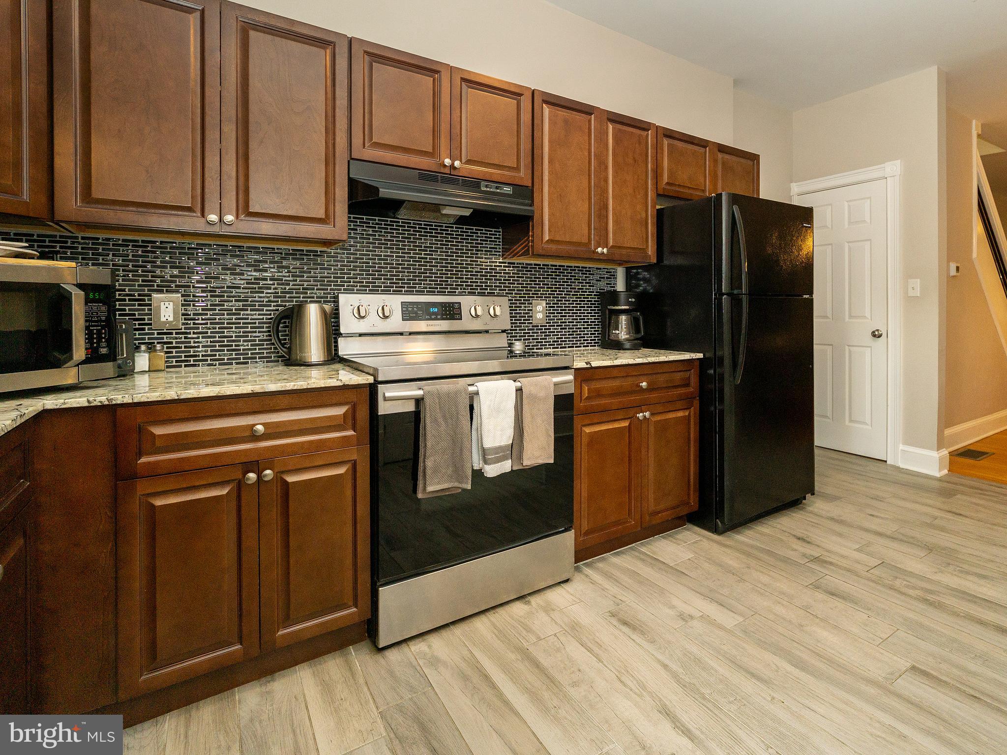 17 Hazel Street Lancaster, PA 17603 - Photo 4 of 31