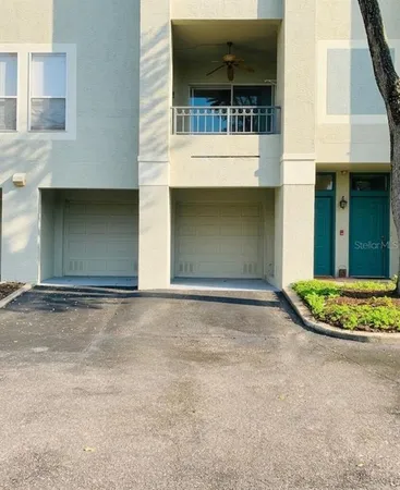 $5,000 | 727 Cruise View Drive, Tampa, FL 33602
