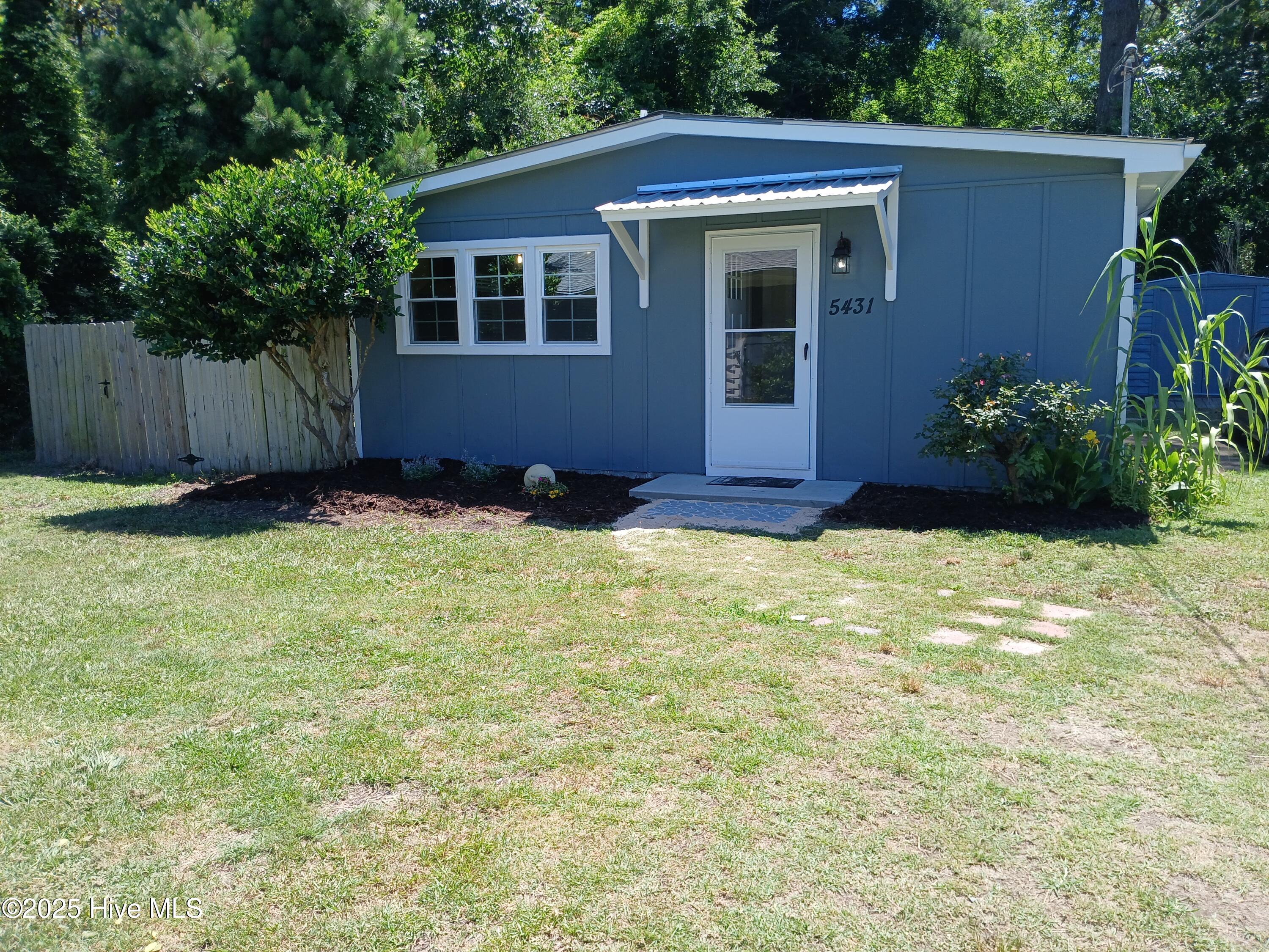 5501 Myrtle Grove Road, Unit B Wilmington, NC 28409 - Photo 1 of 9 5501 B Myrtle Cottage Exterior