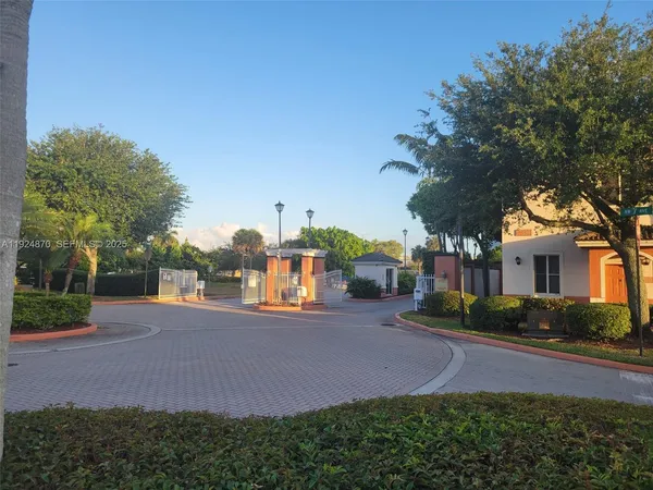 $2,400 | 17339 Northwest 7th Avenue, Unit 504, Miami Gardens, FL 33169