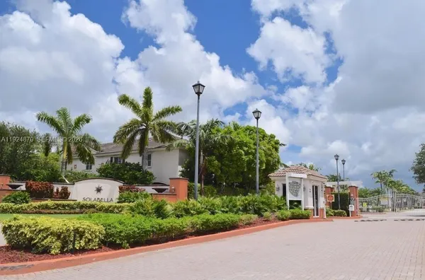 $2,350 | 17339 Northwest 7th Avenue, Unit 504, Miami Gardens, FL 33169