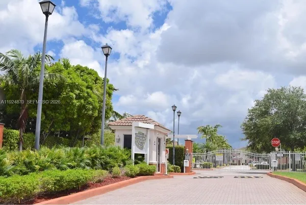 $2,350 | 17339 Northwest 7th Avenue, Unit 504, Miami Gardens, FL 33169