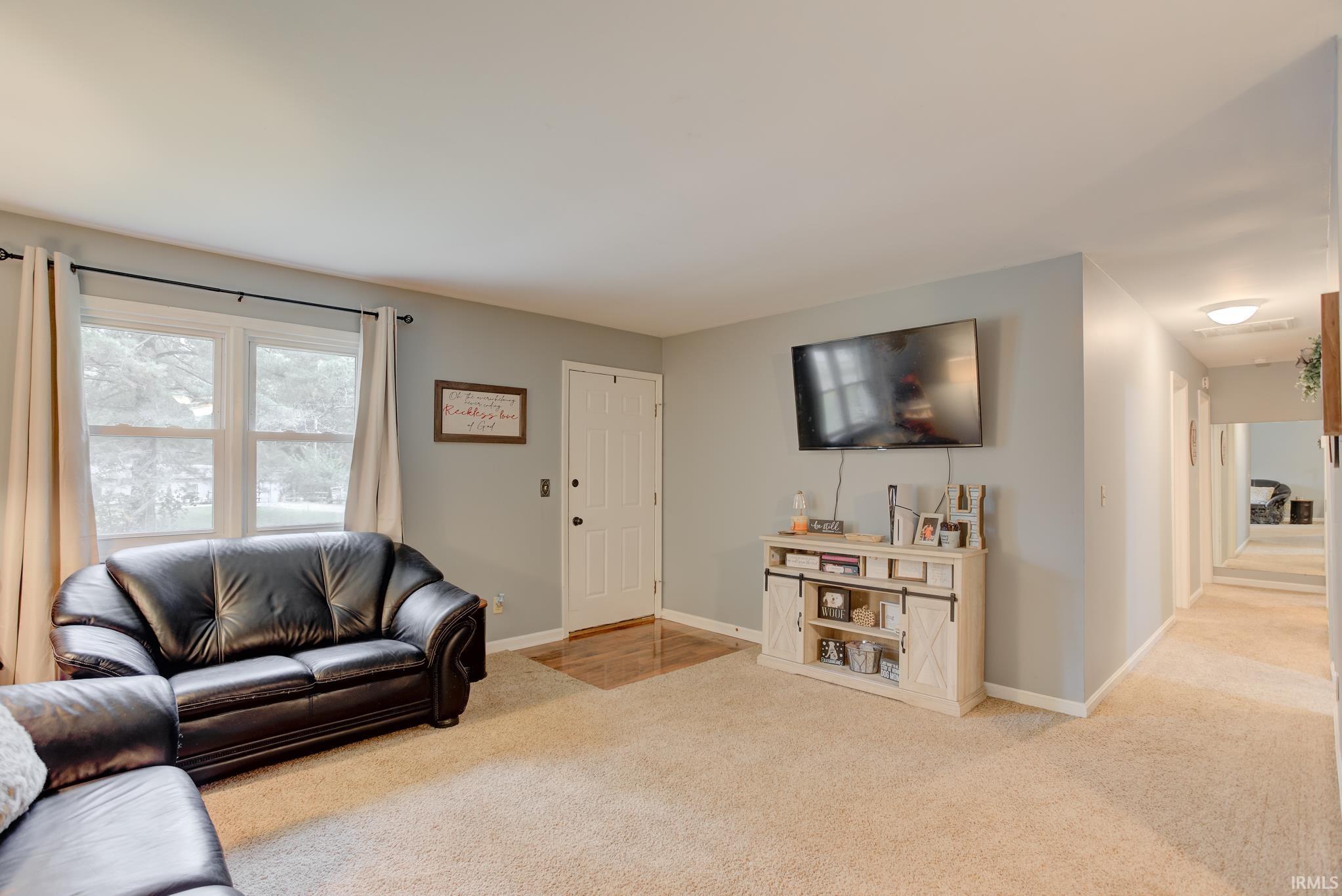 509 Inderrieden Road Chandler, IN 47610 - Photo 5 of 21