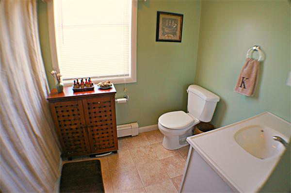 6 Stoneybrook Road Methuen, MA 01844 - Photo 17 of 18 Gallery Image 17