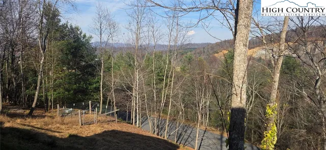 $359,900 | 516 White Laurel Lane, Boone, NC 28607