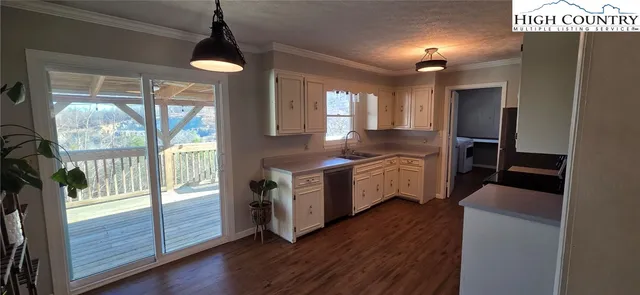 $359,900 | 516 White Laurel Lane, Boone, NC 28607