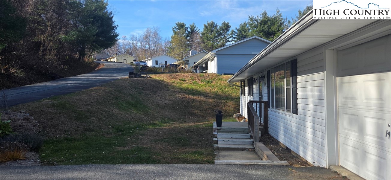 516 White Laurel Lane Boone, NC 28607 - Photo 5 of 27 a view of a house with a street