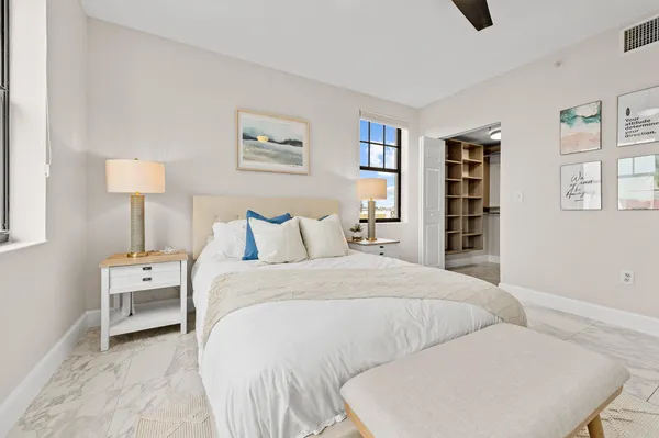 $2,300 | 511 Lucerne Avenue, Unit 315, Lake Worth Beach, FL 33460