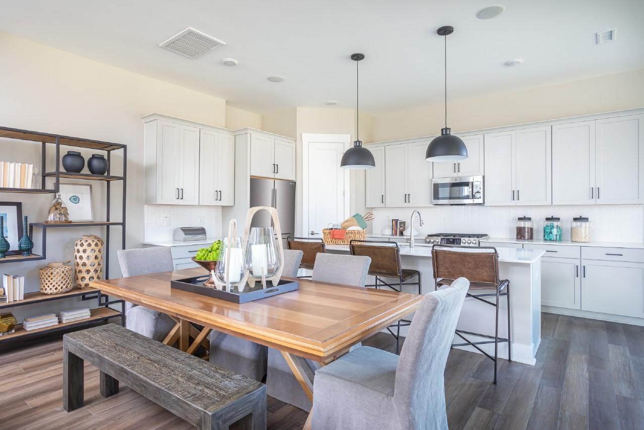 1278 Max Lane Mount Pleasant, SC 29466 - Photo 13 of 39 talbot r dining kitchen