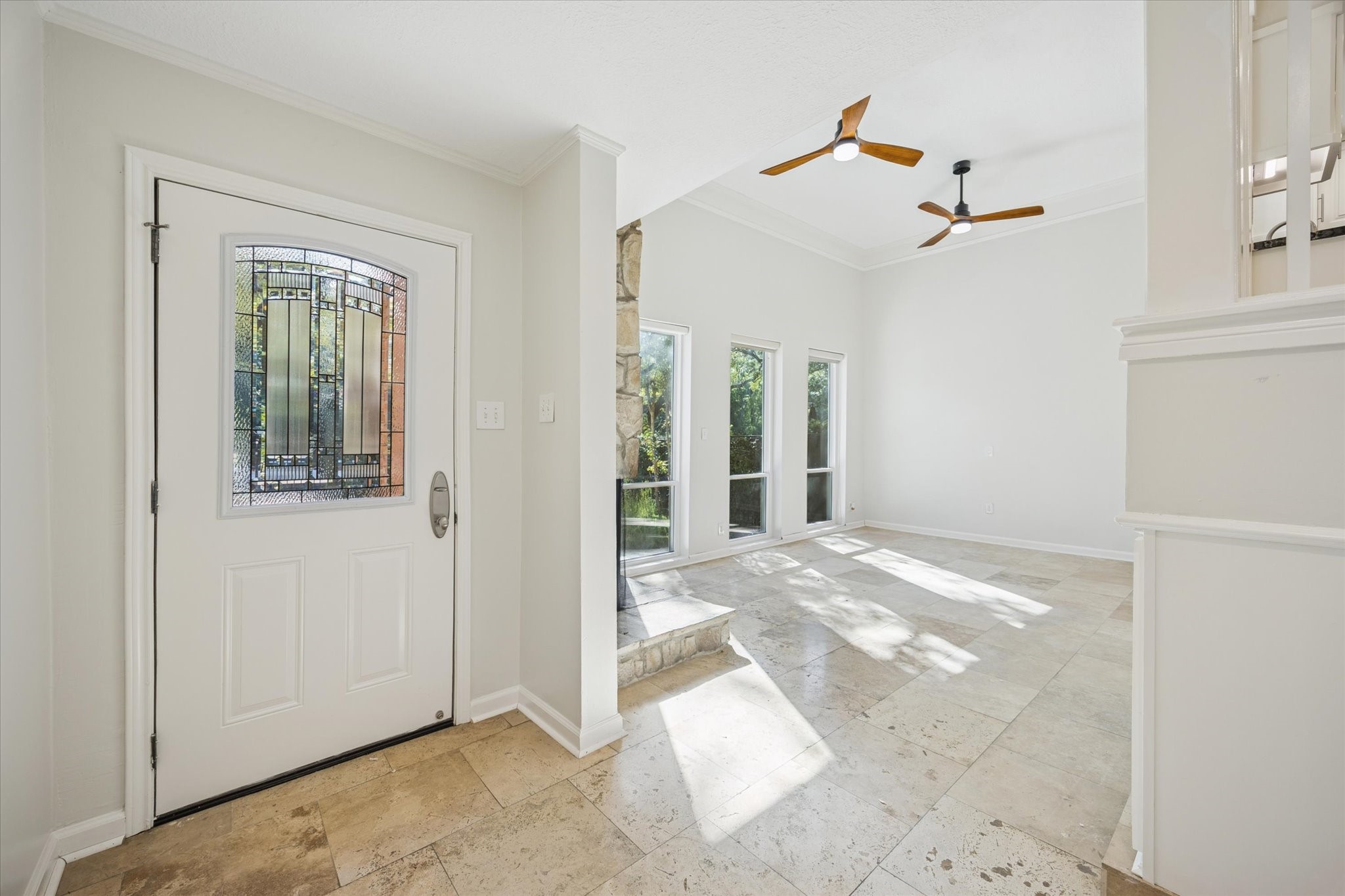 4706 Post Oak Timber Drive Houston, TX 77056 - Photo 4 of 23