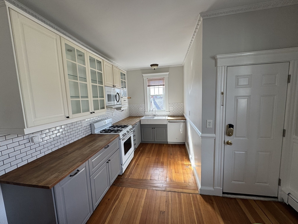 84 Tudor Street, Unit 6 Chelsea, MA 02150 - Photo 6 of 14