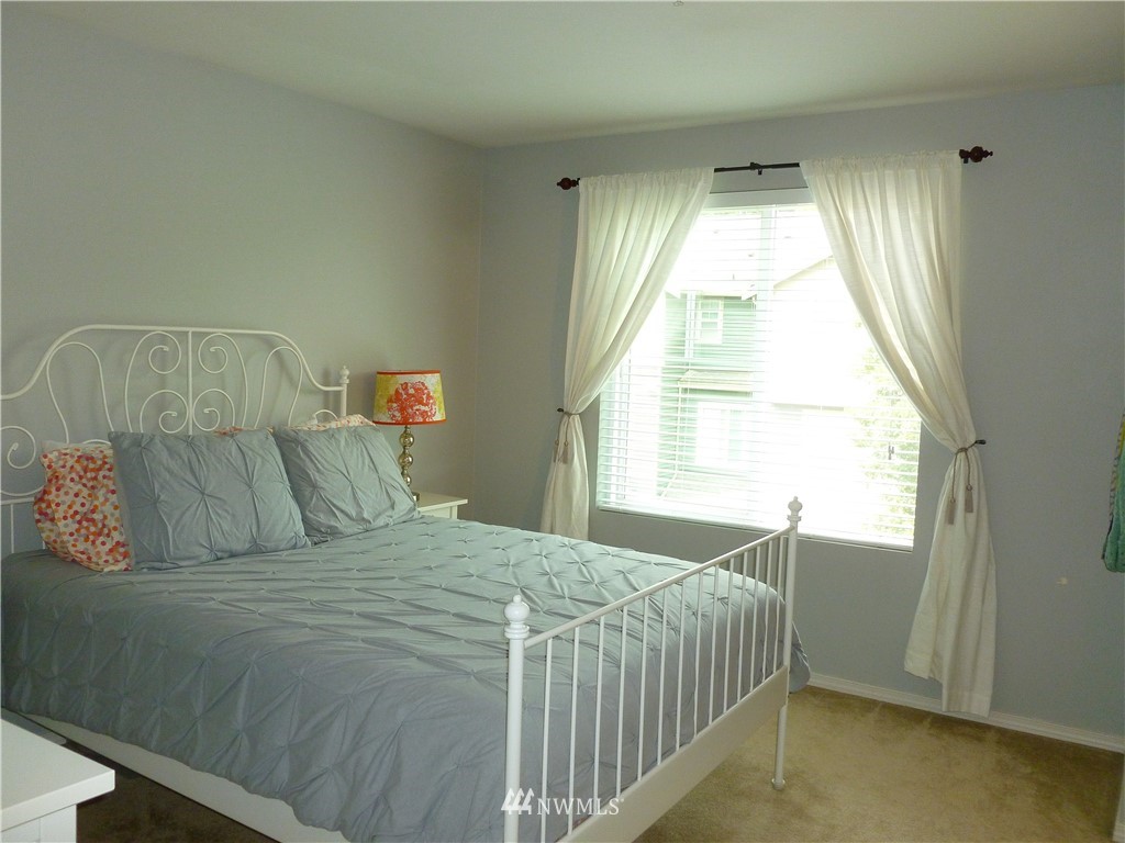 15325 Southeast 155th Place, Unit I2 Renton, WA 98058 - Photo 18 of 24 Gallery Image 18