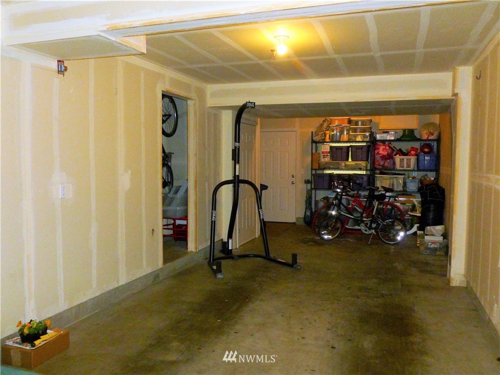 15325 Southeast 155th Place, Unit I2 Renton, WA 98058 - Photo 22 of 24 Gallery Image 22